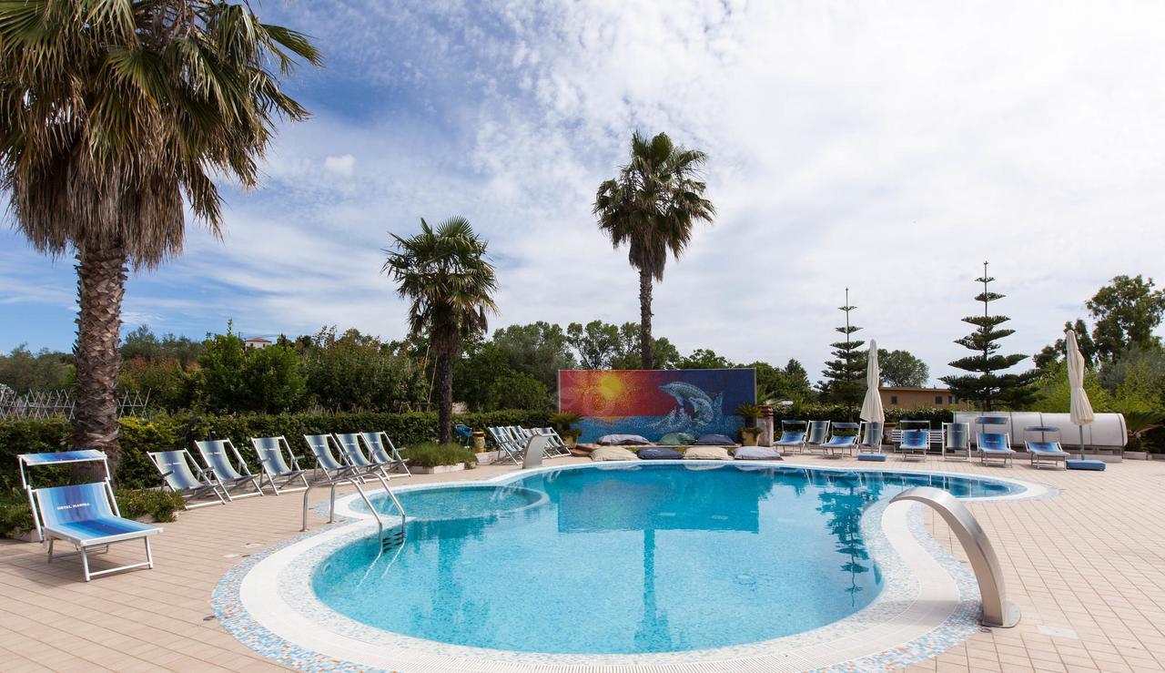 Hotel Marina Roseto Degli Abruzzi Exterior photo